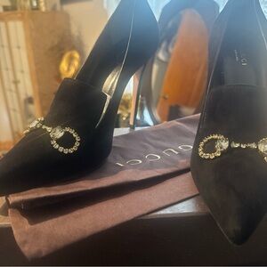 Gucci Elegant Black Heels with Crystal Embellishments